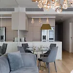 Skypark's Luxury Ii With Prime View * Bratislava