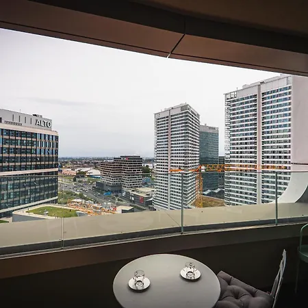 Skypark's Luxury Ii With Prime View Διαμέρισμα Μπρατισλάβα