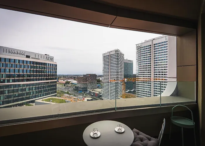 Skypark's Luxury Ii With Prime View 아파트 브라티슬라바