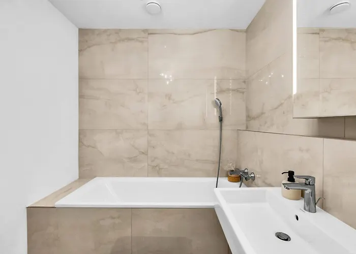 Skypark's Luxury Ii With Prime View * 브라티슬라바