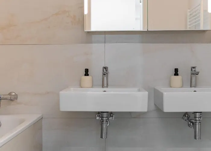 Skypark's Luxury Ii With Prime View 아파트 브라티슬라바