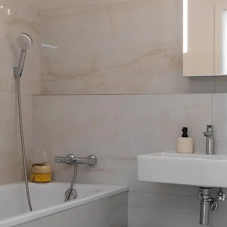 Skypark's Luxury Ii With Prime View Lejlighed Bratislava